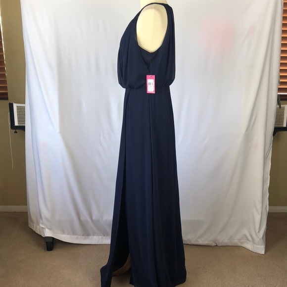 NWT Vince Camuto Elegant Keyhole Evening Gown - Picture 5 of 16